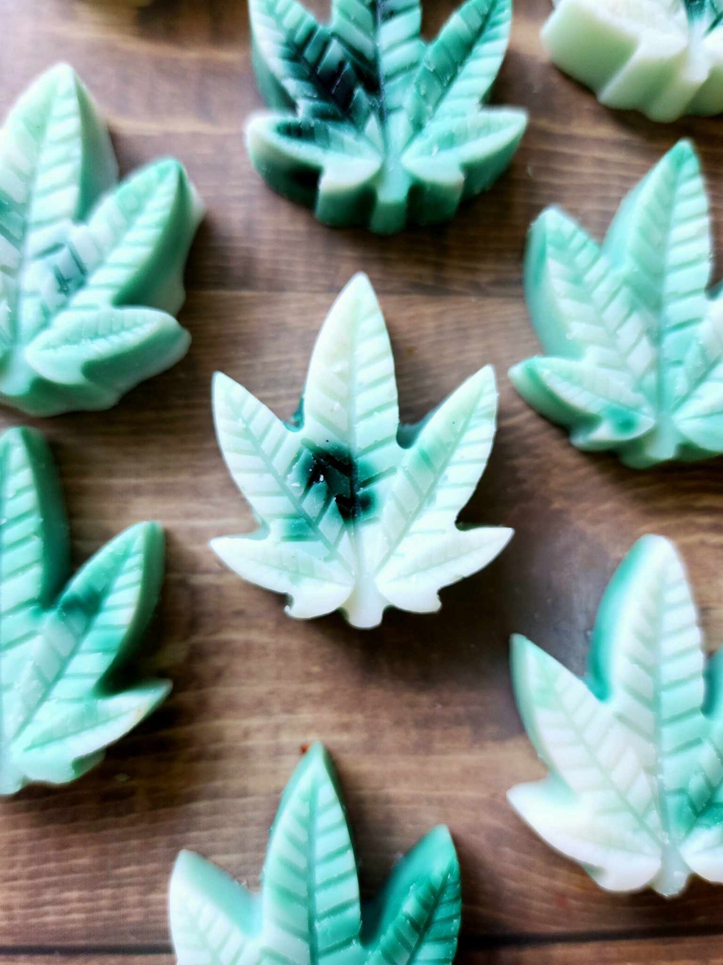 Tangerine Kush |  Tangerine + Hemp Blend Cannabis Leaf Wax Melts
